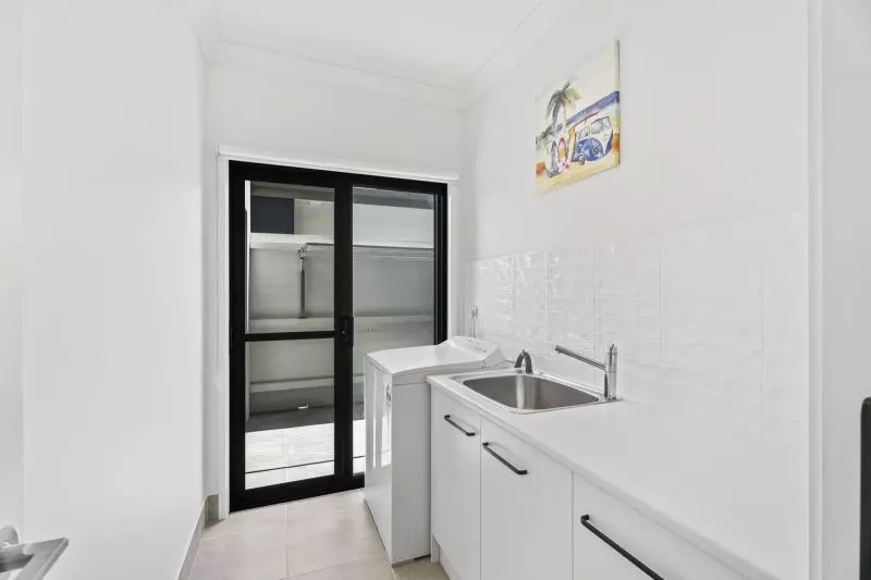 Site 397 - Established Berwick F1