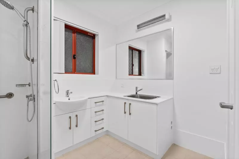 Ground Floor Apartment in Great Location.