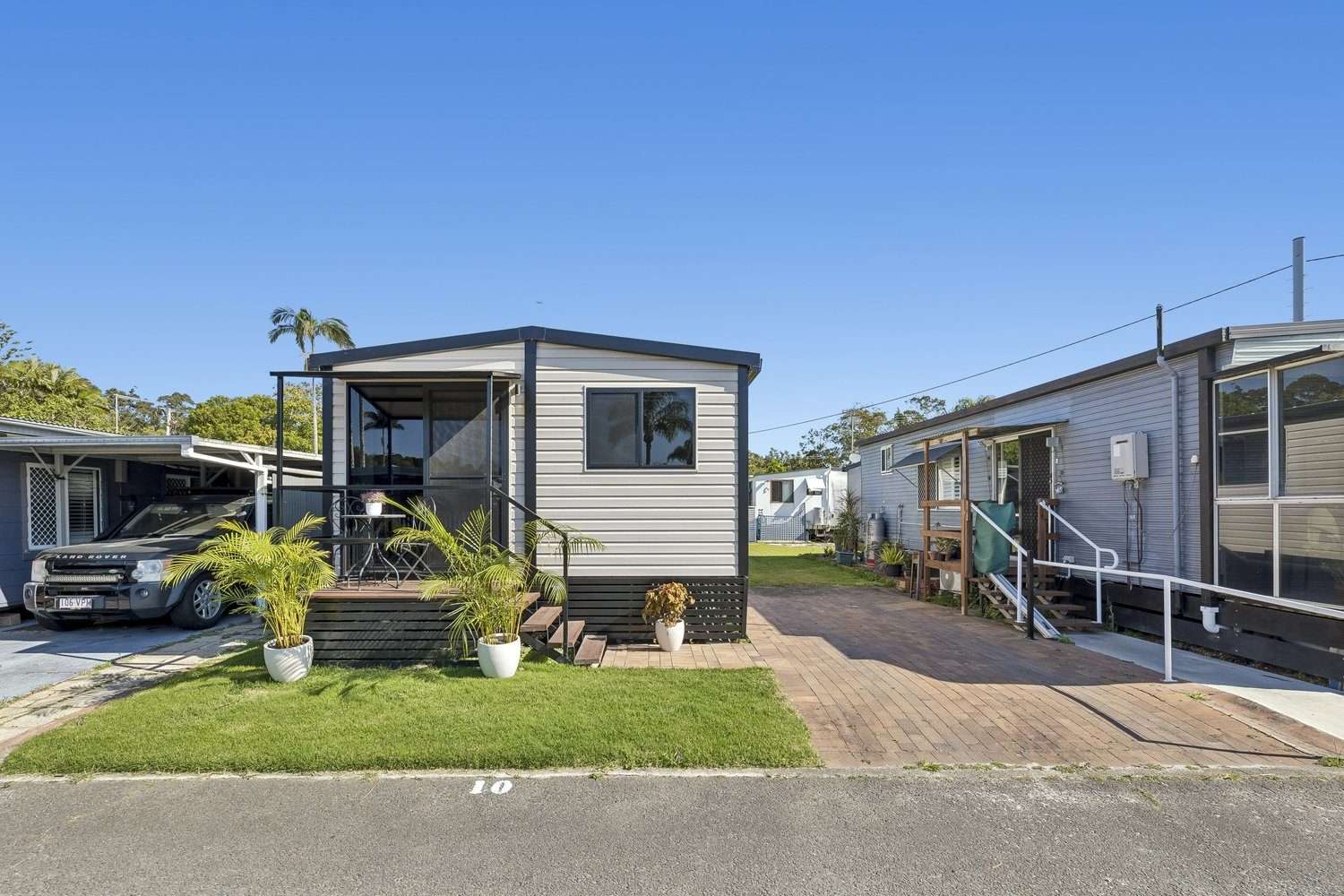 Modern Coastal Living – Low Maintenance, Move-In Ready