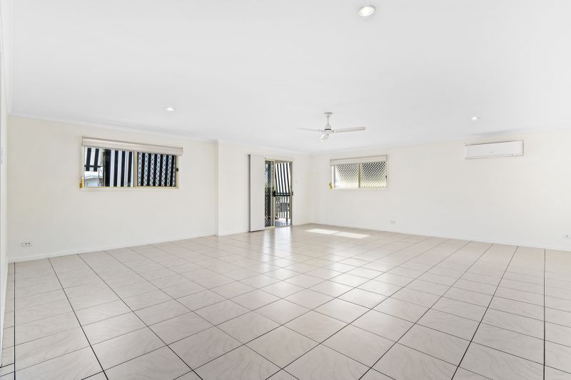 Spacious Home with Sunroom - Ready for You to Move In!