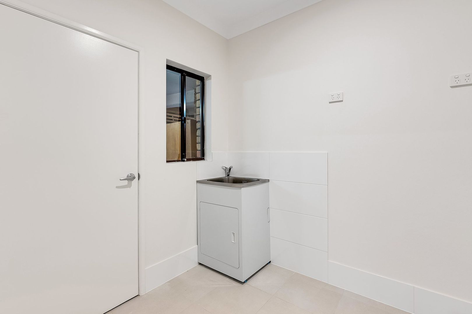 Spacious Garden Retreat Near Village Heart