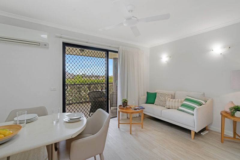 Ground-level studio close to village amenities