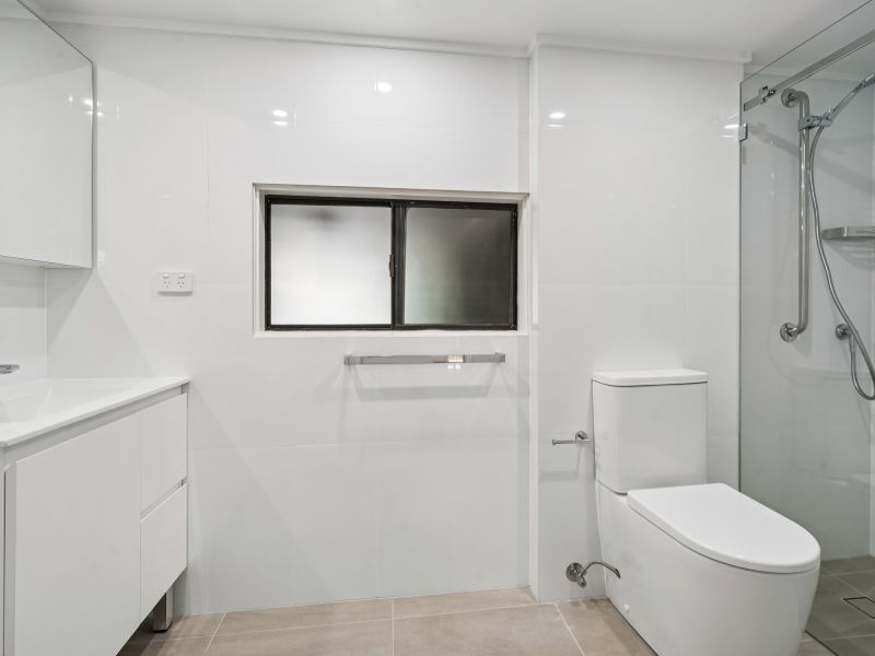 Cosy comfortable villa in a leafy, tranquil location