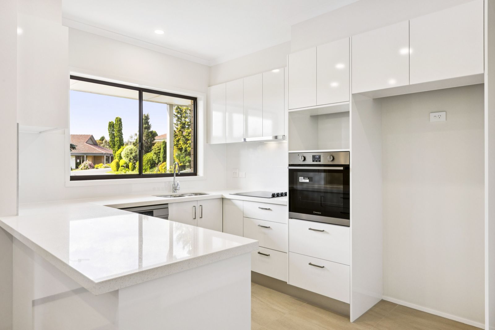 Beautiful two-bed villa on a large block