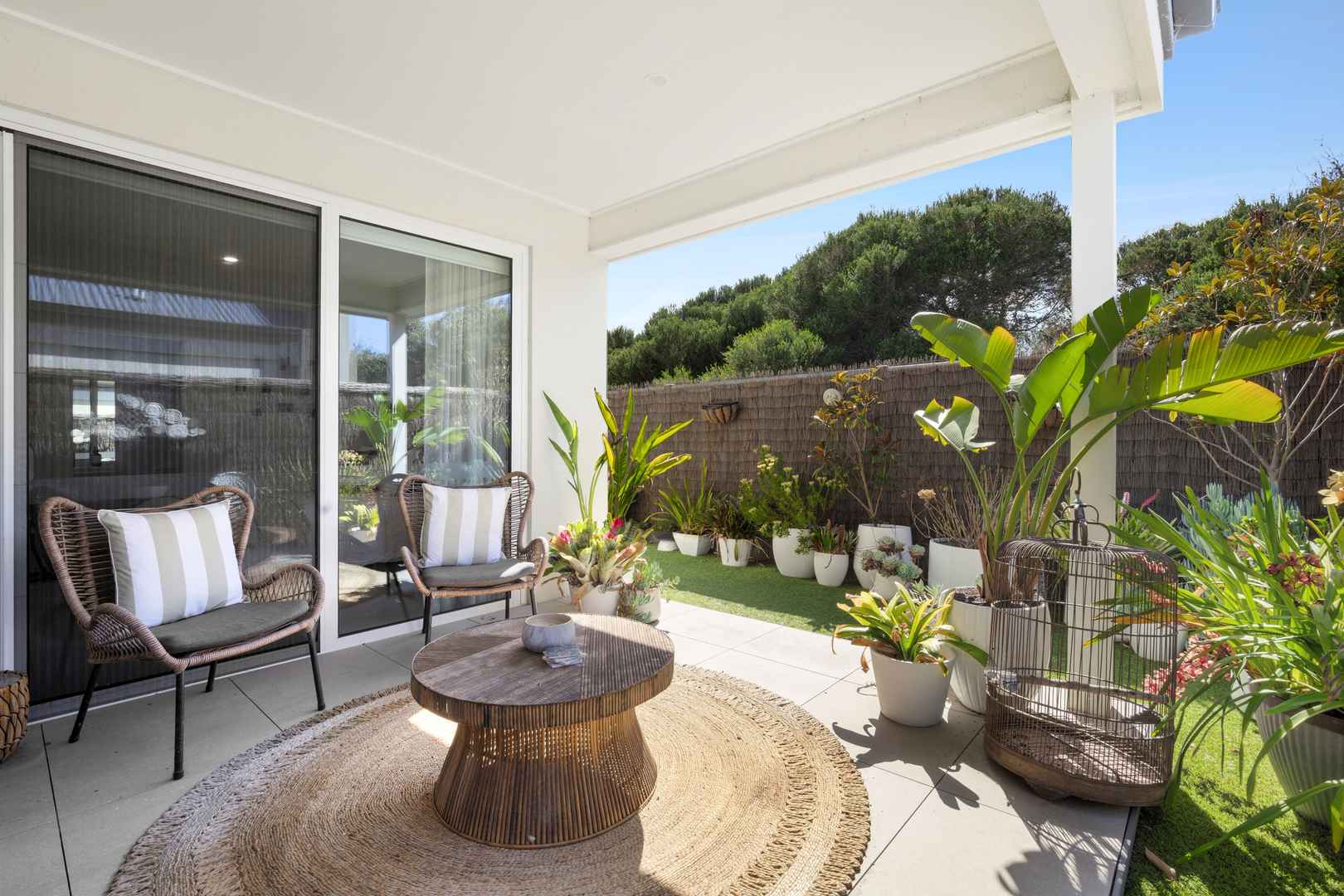 43 St Tropez Terrace