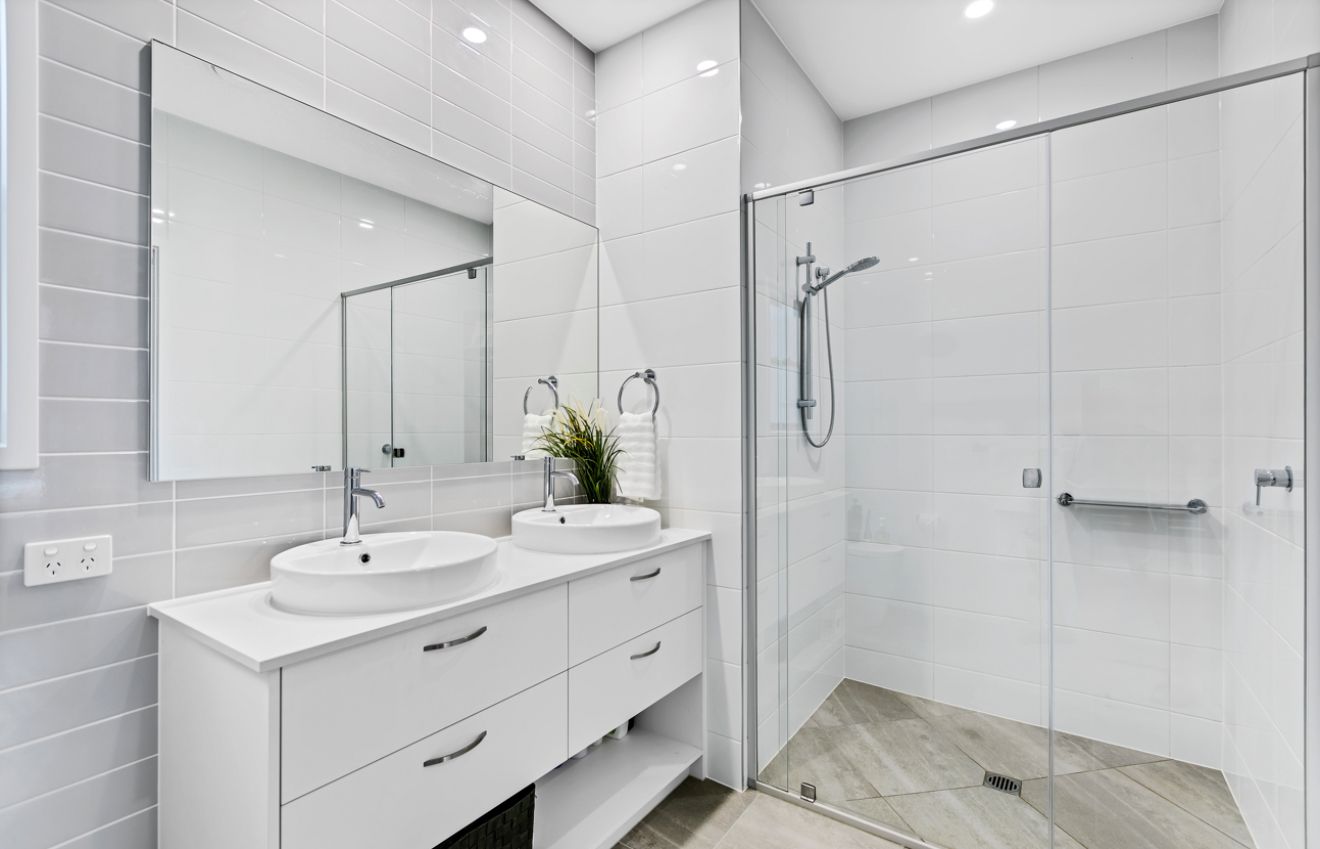 Halcyon Nirimba - Home 118 - Luxury over 50's Lifestyle Resort (Brighton design) 