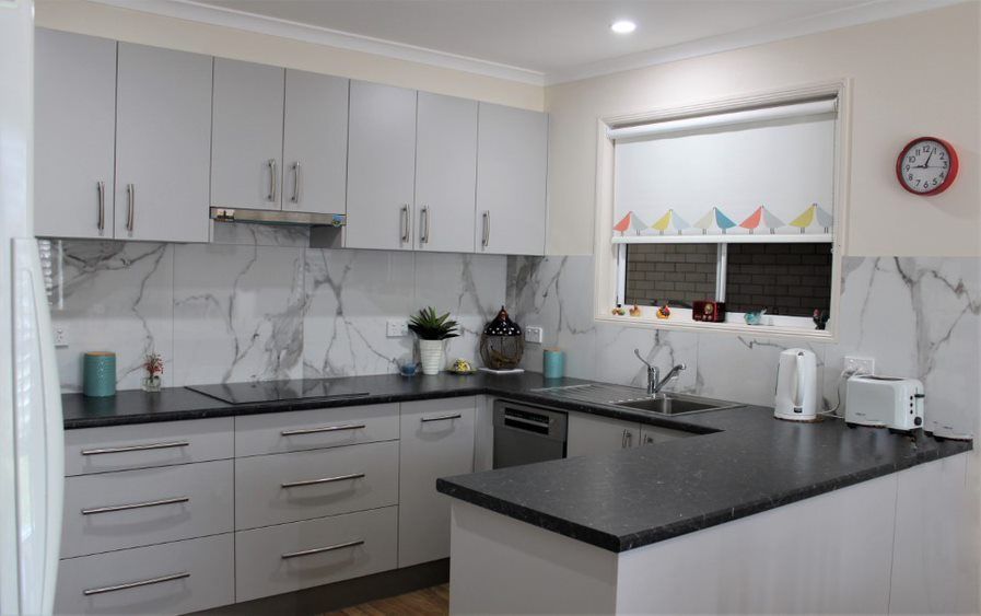 ALL READY FOR YOU  WITH NEW KITCHEN