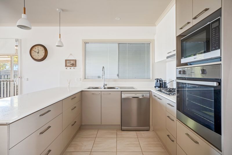 Lifestyle Officer - Light and Bright, Fantastic Location