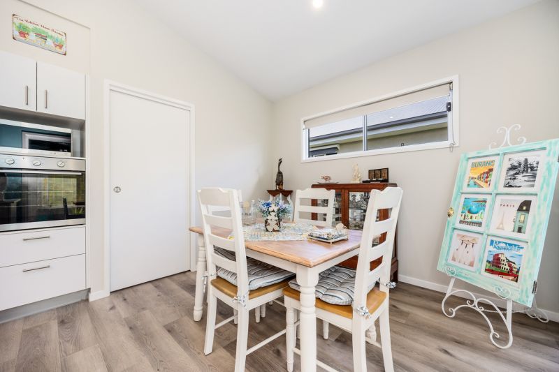 Stylish Corner Block with Bushland Views