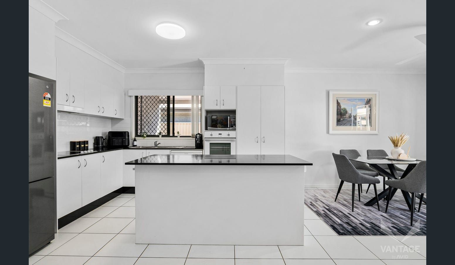 Light, Airy and Low-Maintenance - Simply Move In