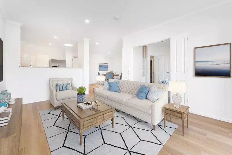 Enclosed Balcony with Beautiful Views