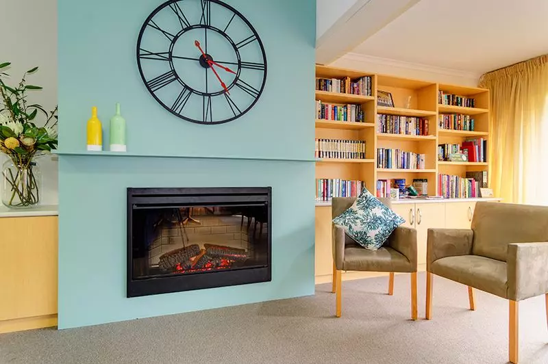 This lovely unit has street frontage