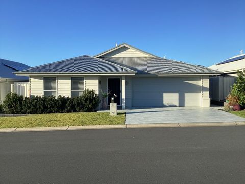 Enjoy the good life in the comfortable and stylish Over 55s Community Lifestyle.