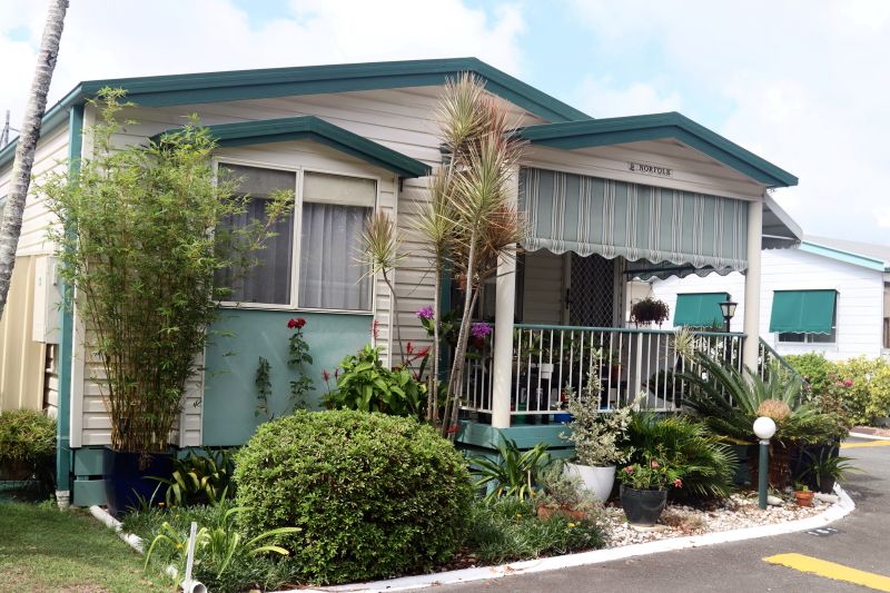 The Palms Village - Over 55's pet friendly Lifestyle Village