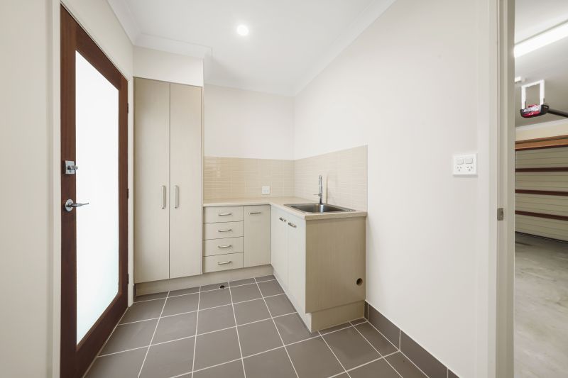 Spacious Two-Bedroom Villa in  Welcoming Retirement Community
