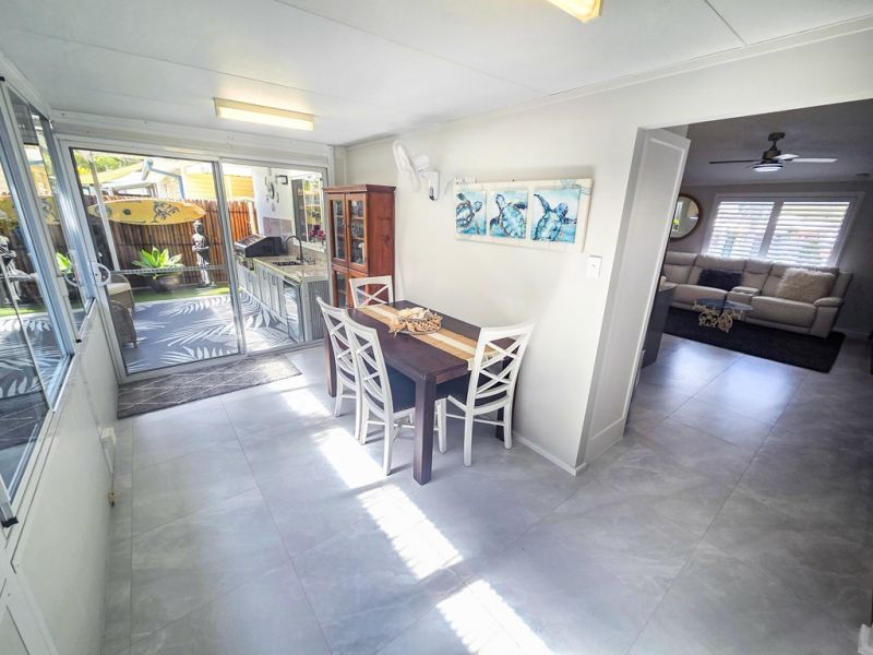 Refined Coastal Living