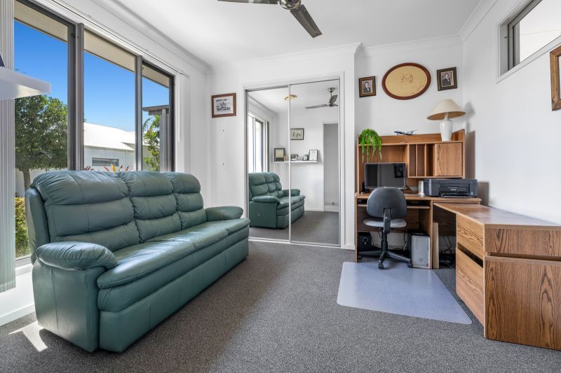 Spacious Living, Modern Three-Bedroom Design