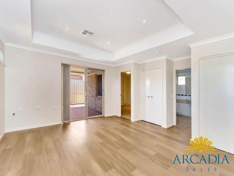 ARCADIA WATERS MANDURAH - Special Design 2 bedroom, Semi-Ensuite Bathroom