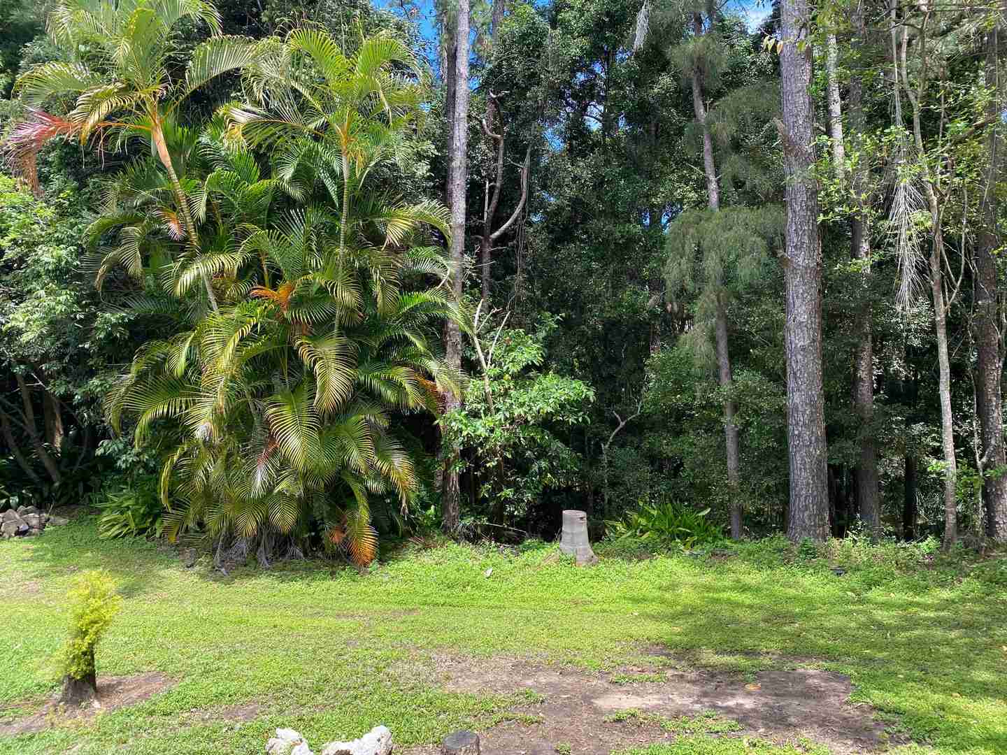 Near New Home Backing Onto A Green Open Space