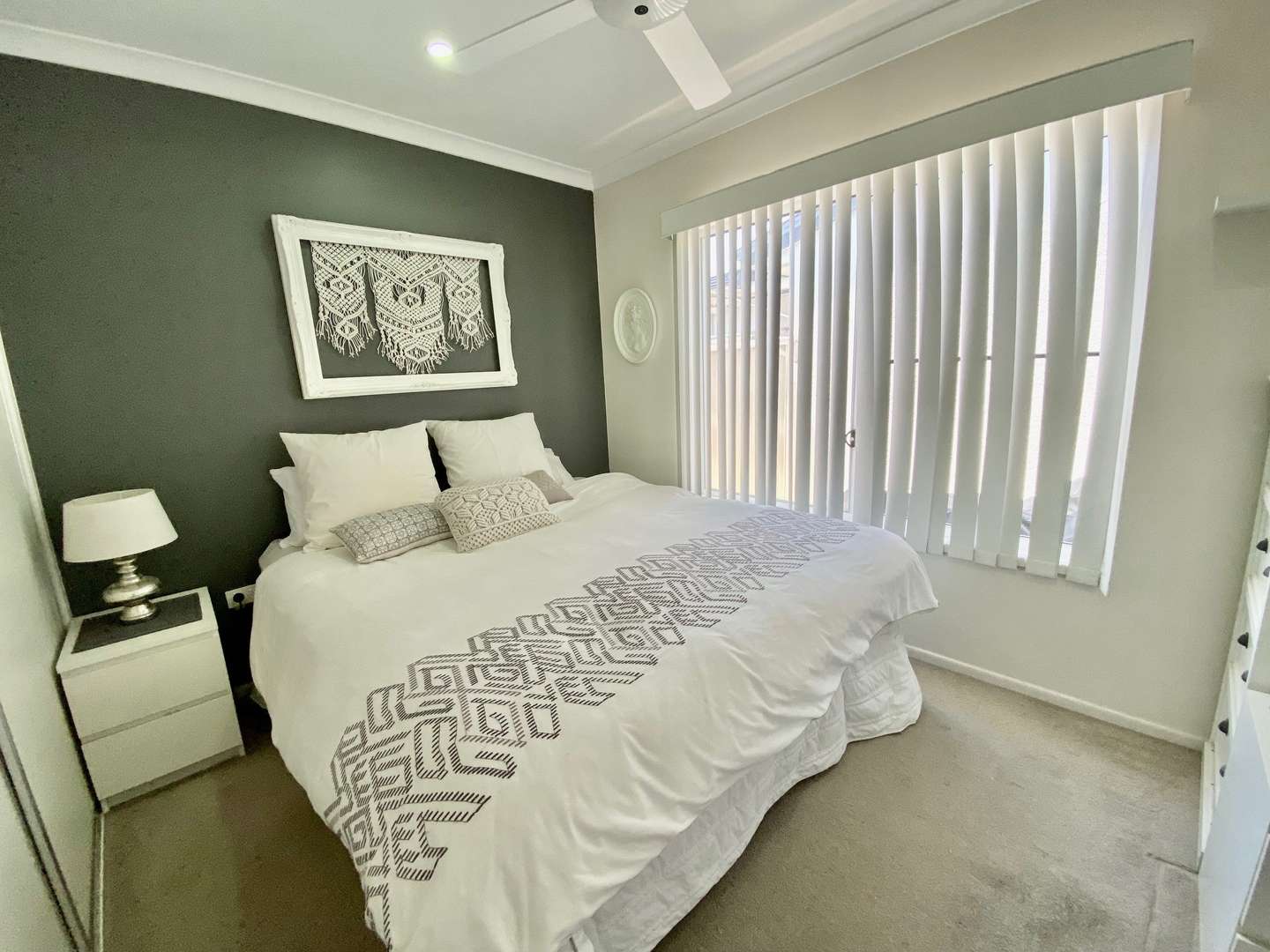 START LIVING THE LIFESTYLE