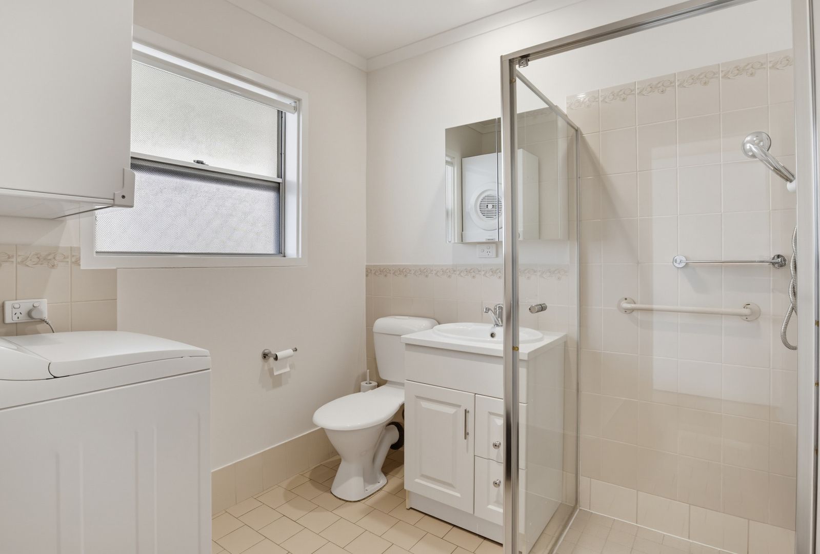 Over 55s living - Charming 2 bed coastal home