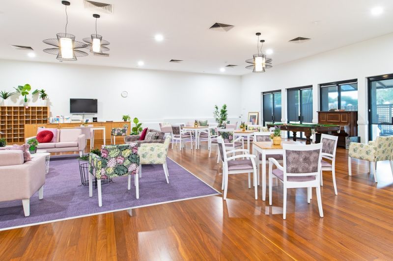 Fully refurbished unit with Care Services available