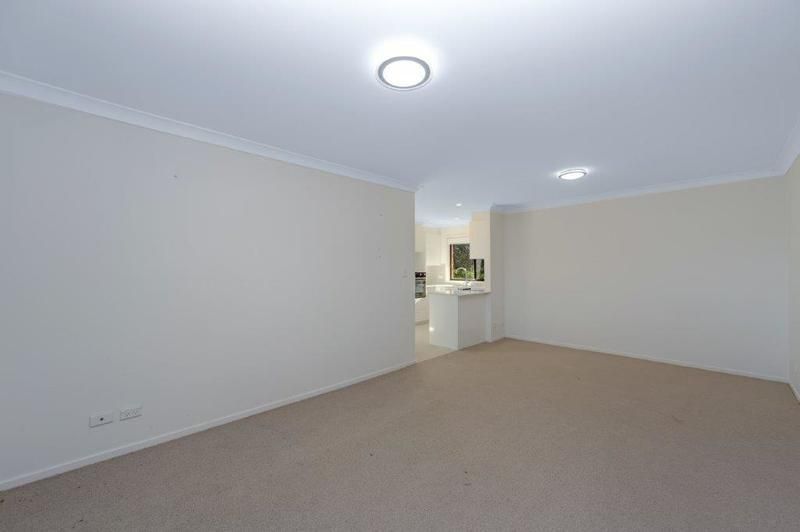 Modern, Pet-Friendly Villa with Private Sunny Courtyard