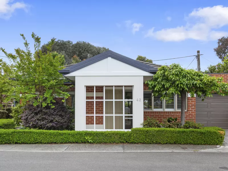 Spacious Haven with Private Garden and Modern Upgrades