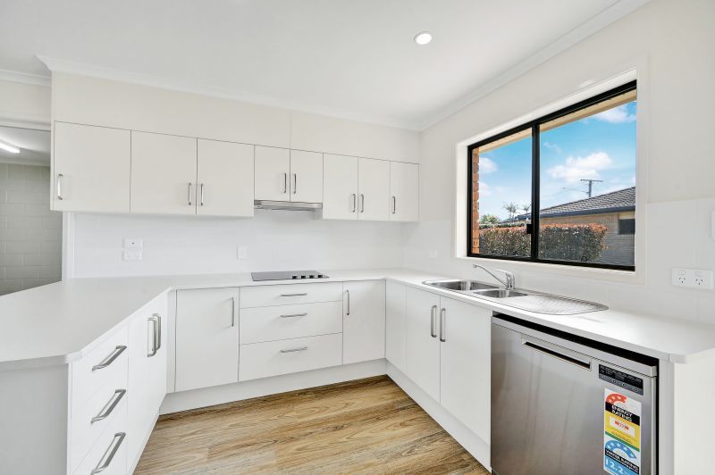 Soothing ocean sounds and coastal breeze!