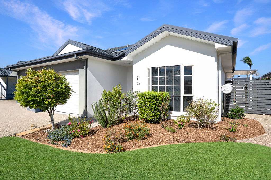Dual Alfresco Living in a Prime Location