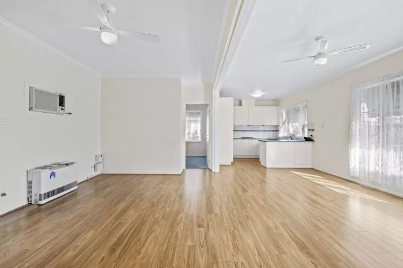 Neat, Tidy & Brimming with Charm!