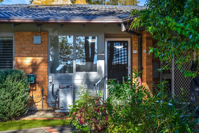 Available Now - Over 55's Ground Floor One Bedroom Retreat with Garage!