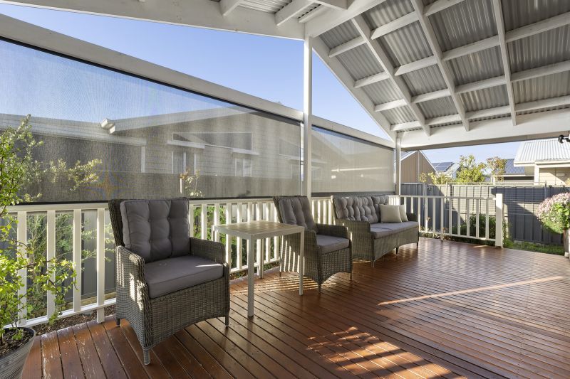 Elegant & Bright Two-bedroom Home