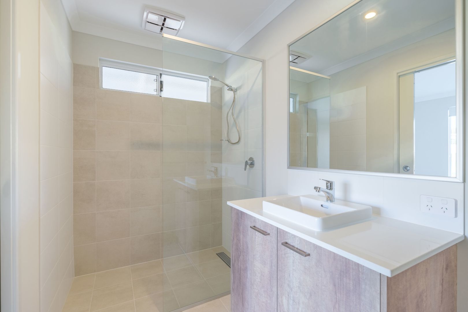 New Build - Spacious 2 Bedroom, 2 Bathroom, Single Carport
