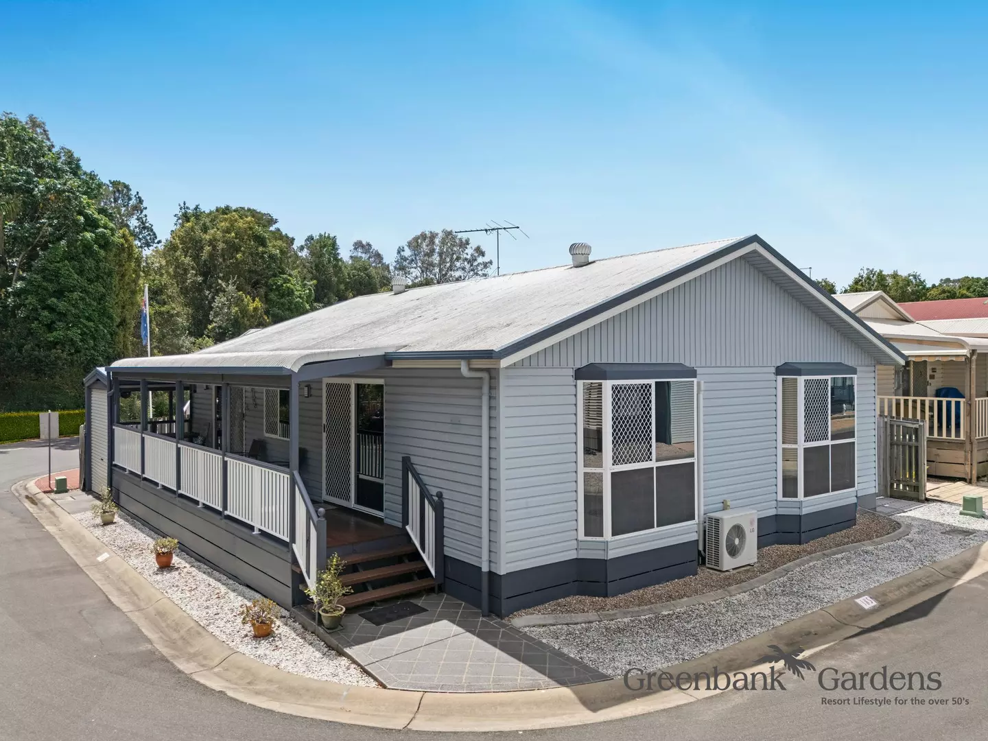 Introducing an Exquisite 3 Bedroom Home - GREENBANK GARDENS