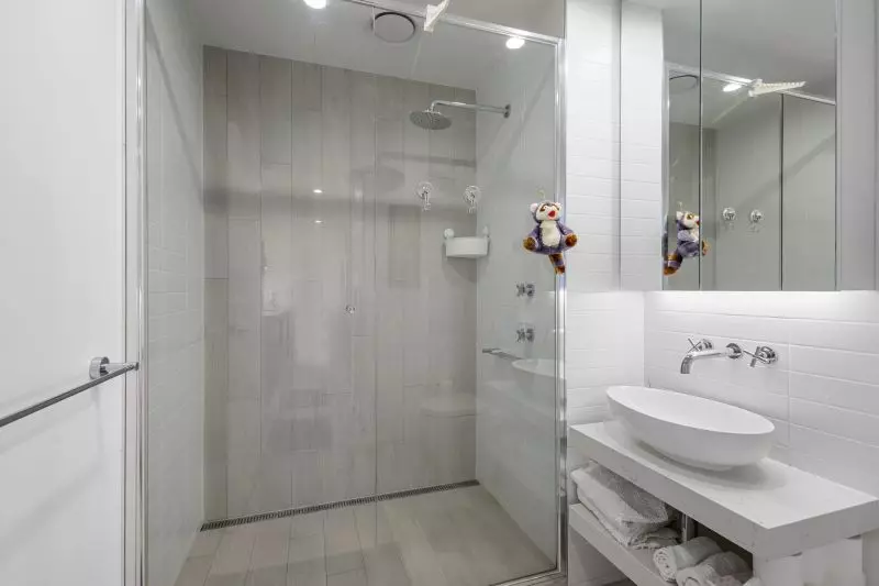 Stunning Views!! Lifestyle and Convenience!