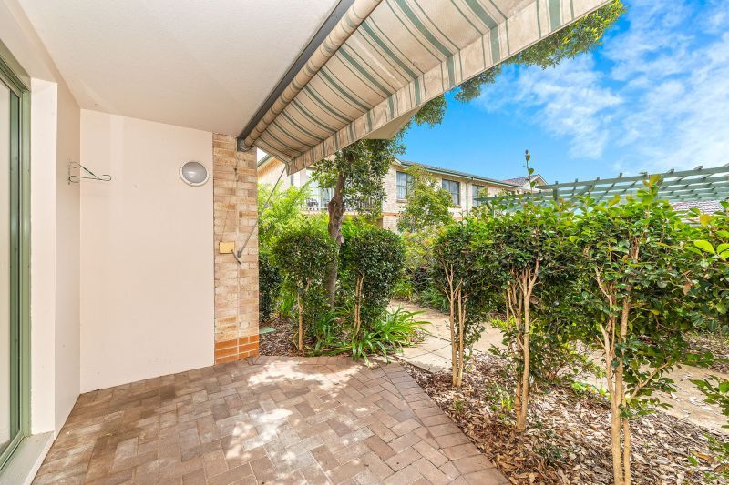 Garden setting North facing ground level unit