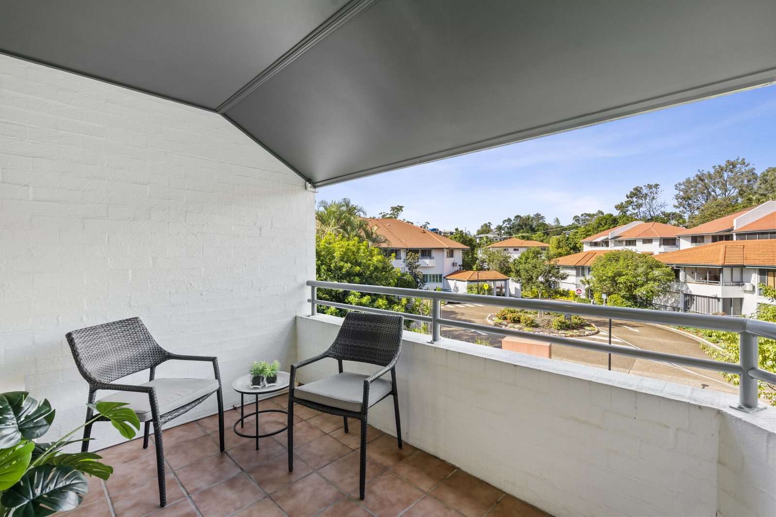 Brand new and well-designed one-bedroom apartment