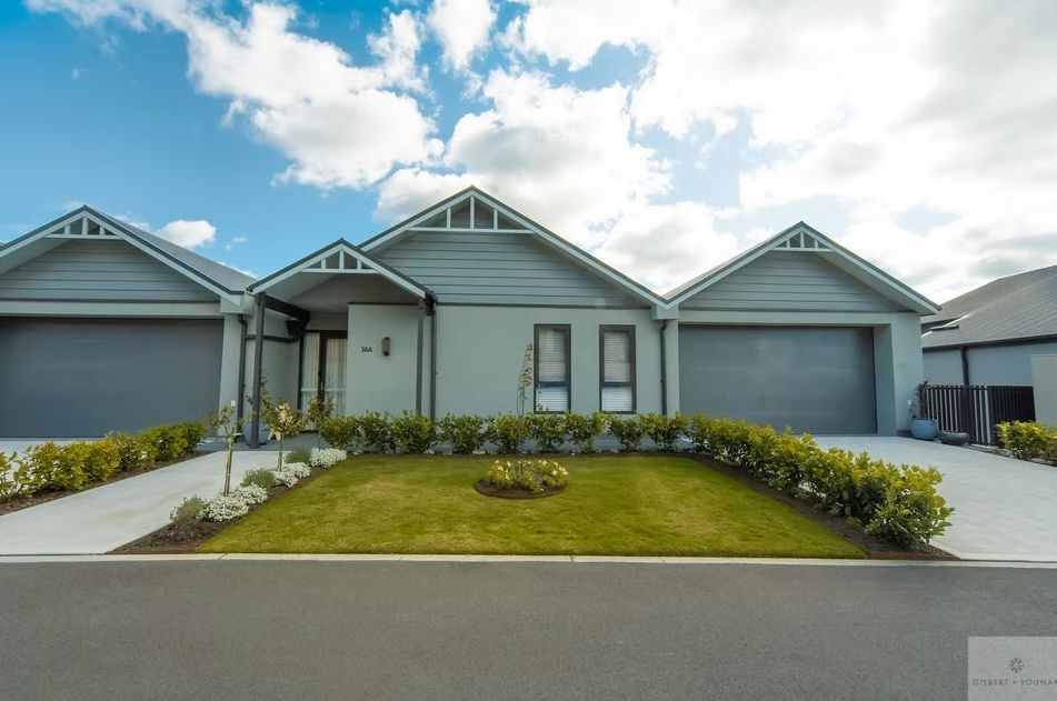 Architecturally designed, 3 bedroom single level villa