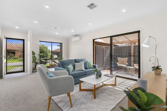 Newly refurbished villa located in private court