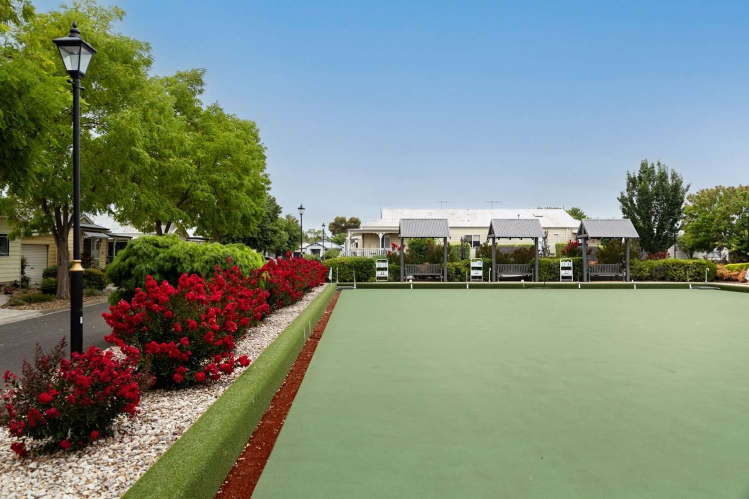 Lifestyle Communities Brookfield - Resort-style living in a prime corner position