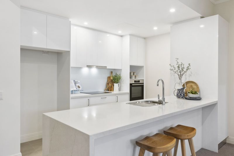 Spacious two-bedroom apartment with north-facing balcony