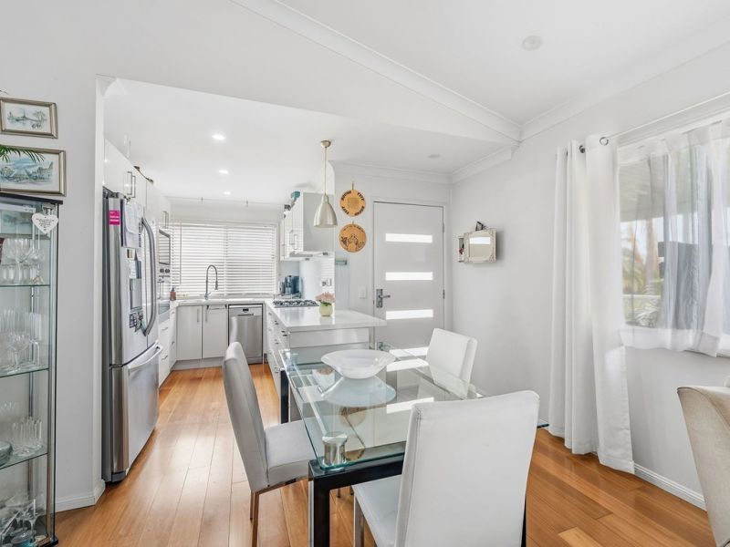 Light-Filled Living with private yard