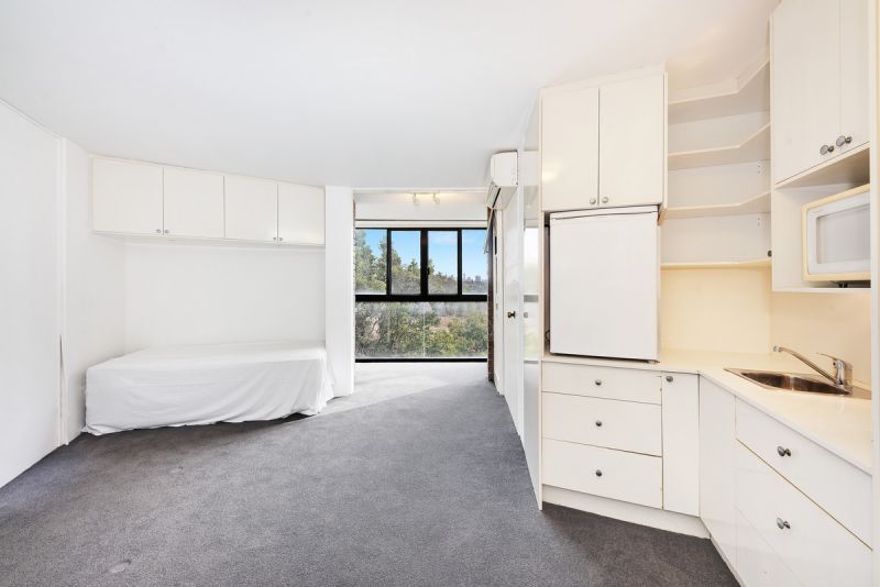 FRESHLY PAINTED WITH BRAND NEW CARPETS.