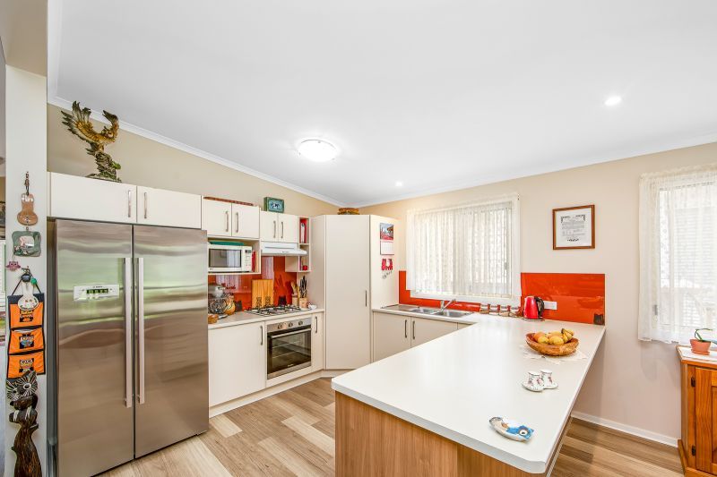 Tranquil Bush Reserve Setting – Peaceful Living in an Ideal Location