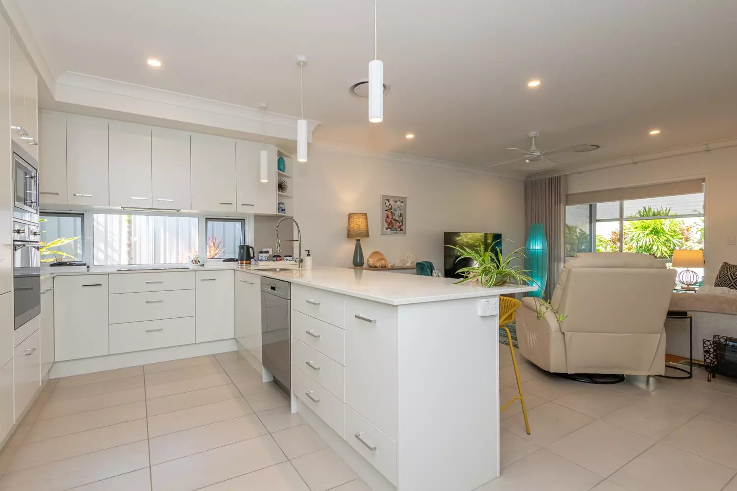 Sophisticated Style Meets Comfort 