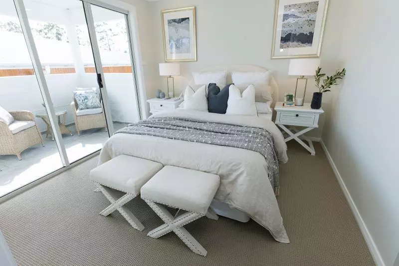 Find sanctuary between the country & the sea