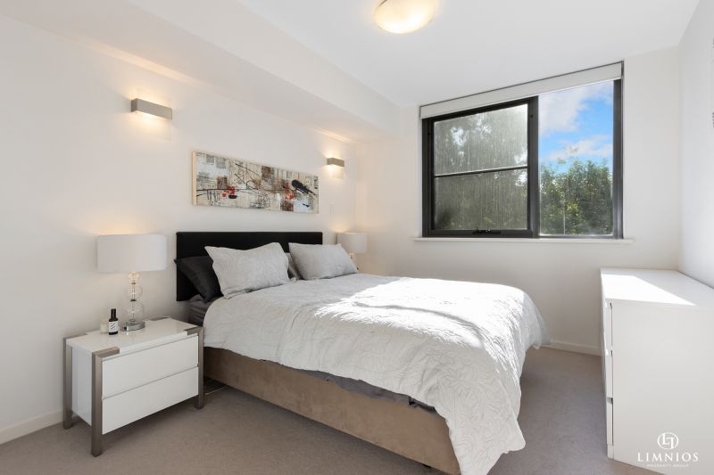 Lifestyle Investment On The City Fringe!