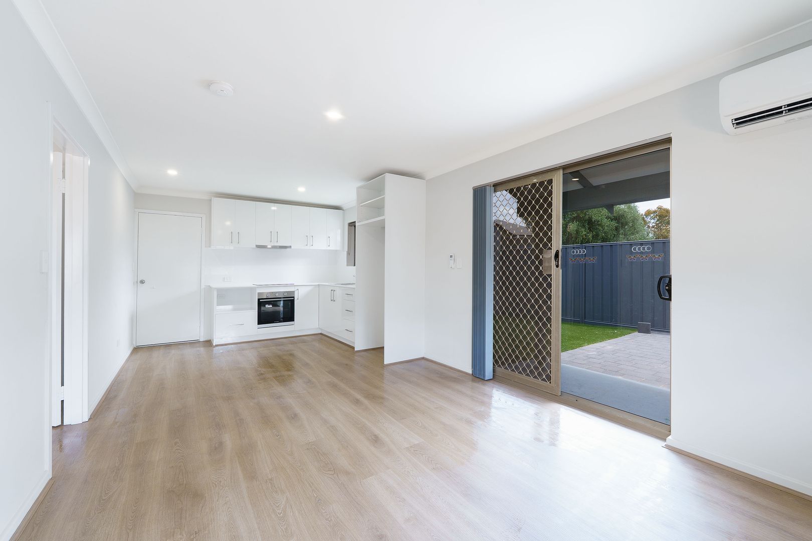 Aspen Living Viveash 