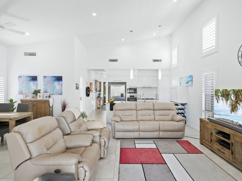 Site 8 - Established Heron